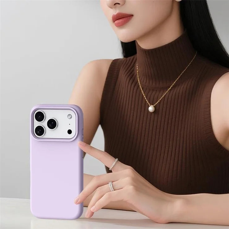 Silicone Magnetic Charge Phone Case for iPhone 17